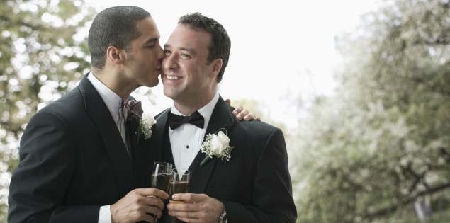5 Things You Must Know Before Attending a Same-Sex Wedding
