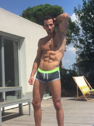 Spanish Porn Star Joel Tomas was LIVE on CAM4!