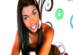 Sexy TS On Cam4: Xsaaraahvipx