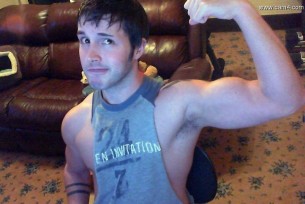 @ThePlayPenCam4 Wants To Play