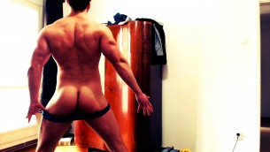 Behind The Cam With Comacialex