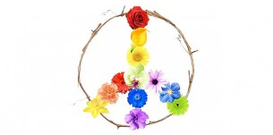 Support The Victims of Orlando by Sending the Peace & Love CAM4 Gift