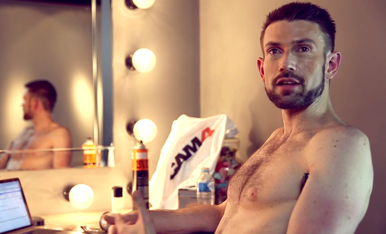 CAM4’s Zarsydneygay Featured in DNA Magazine!