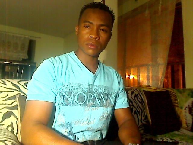 Men of Cam4: HugoPassivo, BlackSexiHot, KingSize666