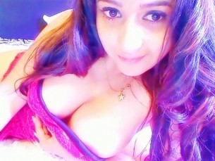 HollyCute: New Cam of the Day Winner