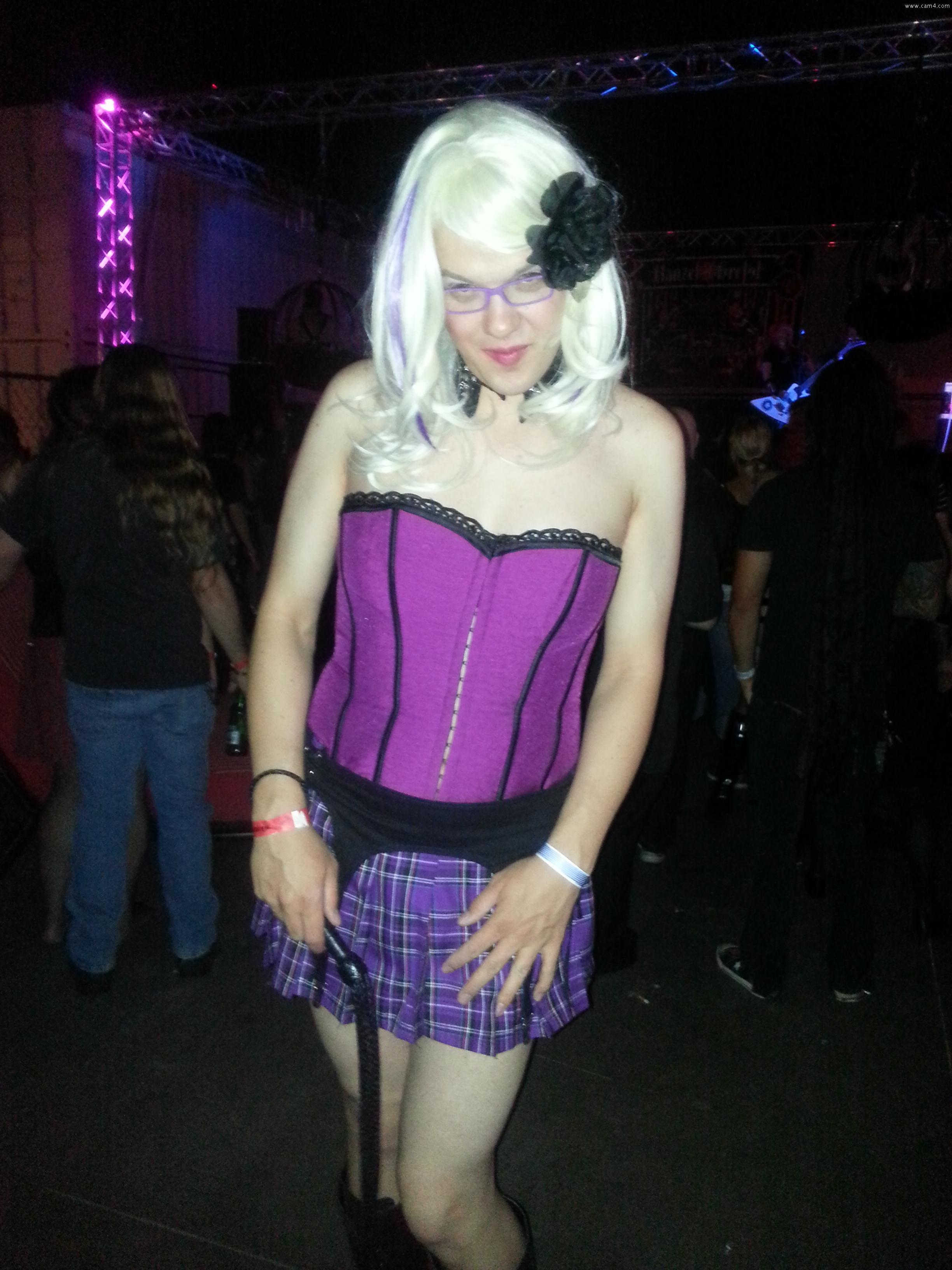 Stacysadist: Cam4’s Transgender Of The Day