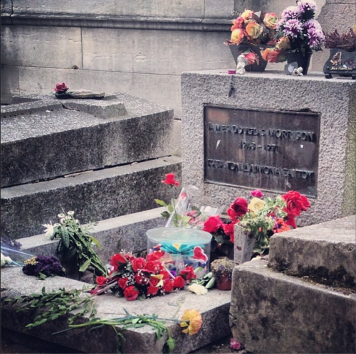 jim-morrison-grave