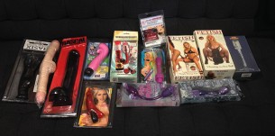 Hot Summer Flash Contest with @cam4 on Twitter!