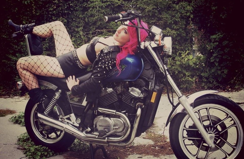 Caitie Rage LIVE BDSM Show from the Oasis Aqualounge